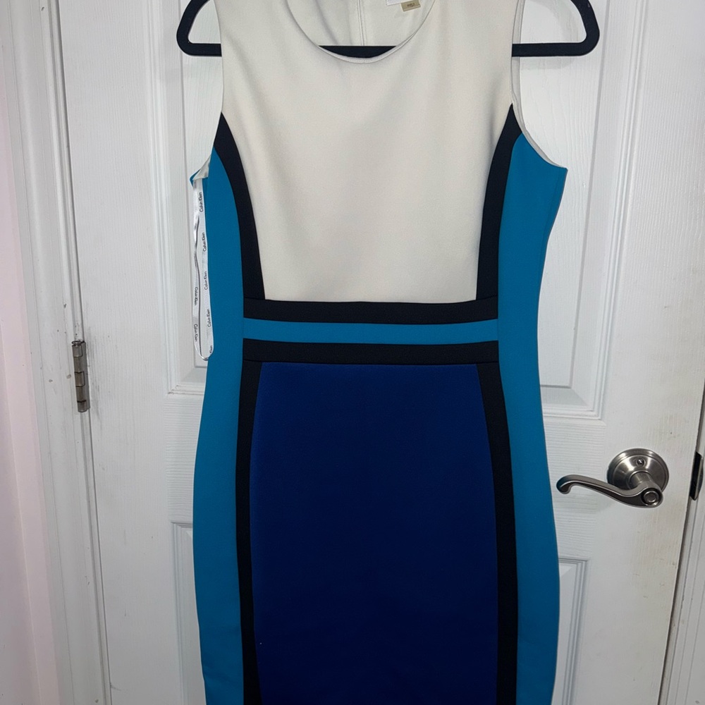 Calvin Klein White and Blue Sheath Mini Dress Sleeveless Crew Neck